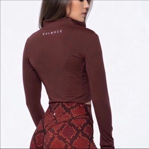 Balance Athletica Kodiak Crop ZIP Up